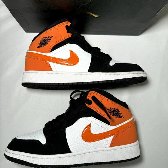 Size 5 - Air Jordan 1 Mid GS Shattered Blackboard 2019 Men's Shoes Ships Now - Picture 3 of 9